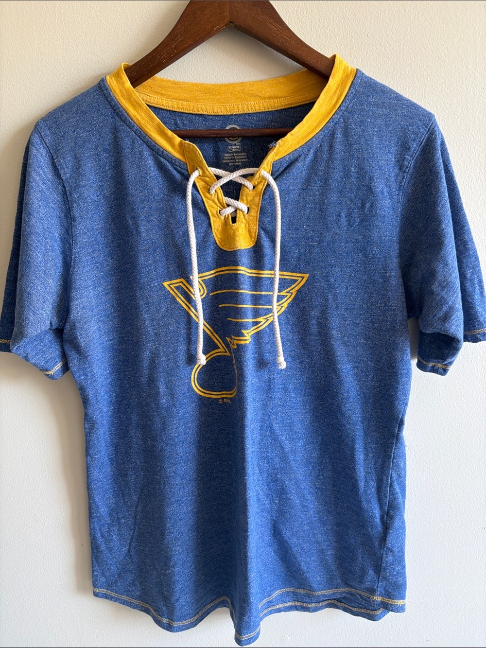 St. Louis Blues Lace Up NHL Tee Shirt Women’s XL 16/18
